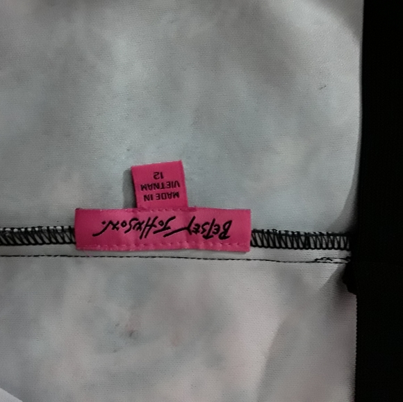 Floral Betsy Johnson Skirt - Picture 3 of 4